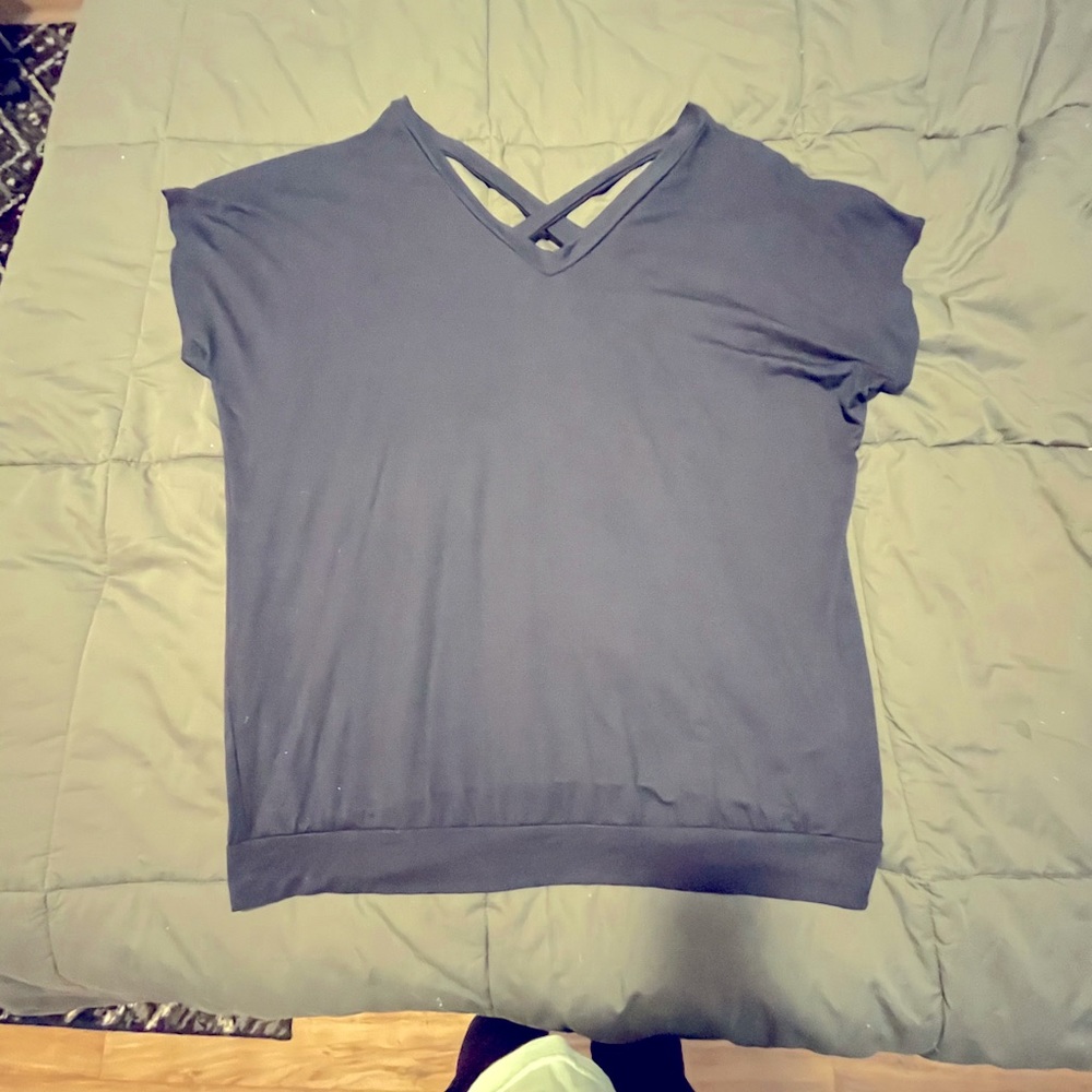 7th Ray Women’s V-Neck Navy SS top Size L
